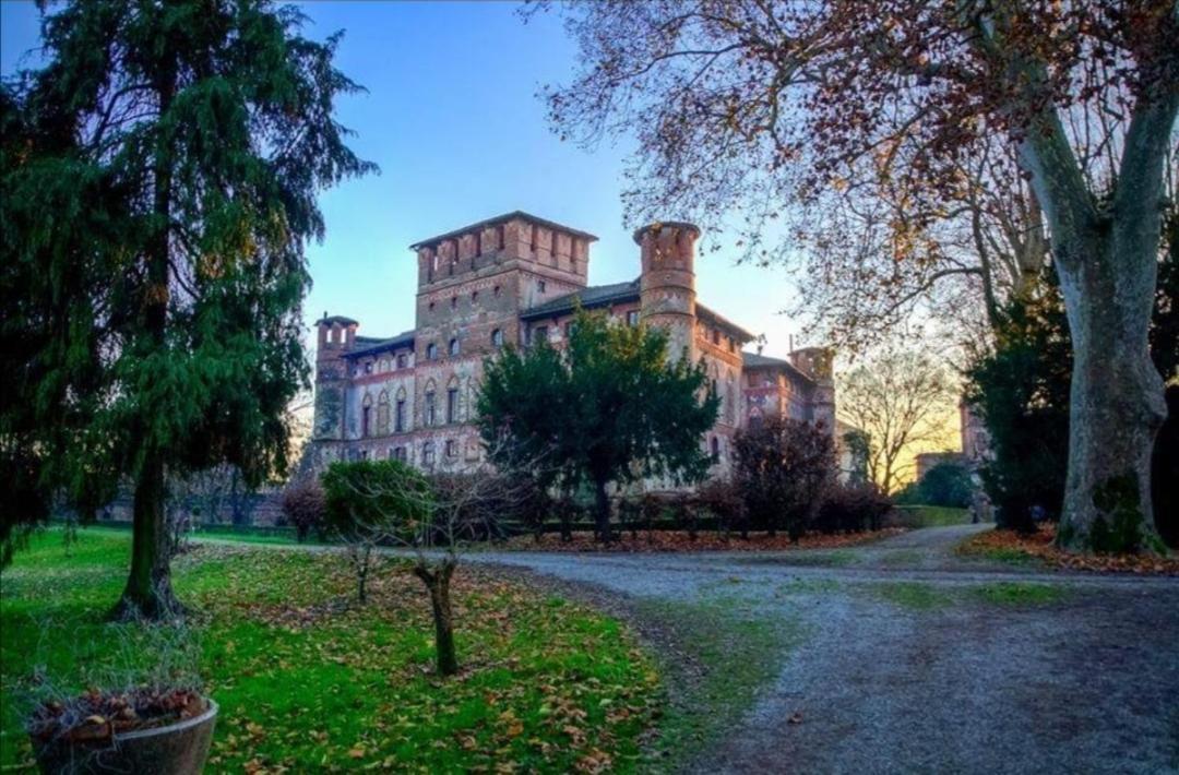 Castello Di Piovera Exterior photo